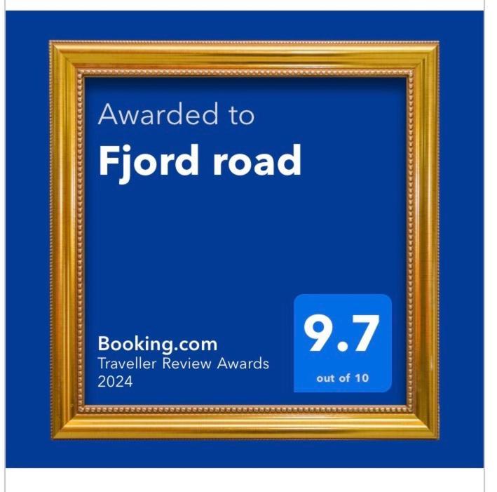 Fjord Road Apartment Hjelmeland Ngoại thất bức ảnh